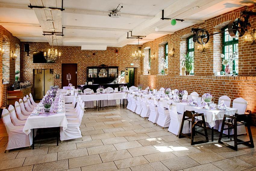 Schulzens Brauerei & Hotel Tangermünde Екстериор снимка
